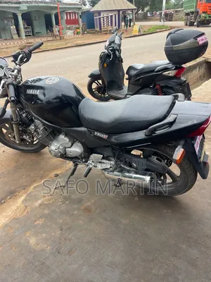 Yamaha 2007 Black