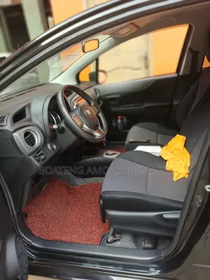Toyota Vitz 2014 Black