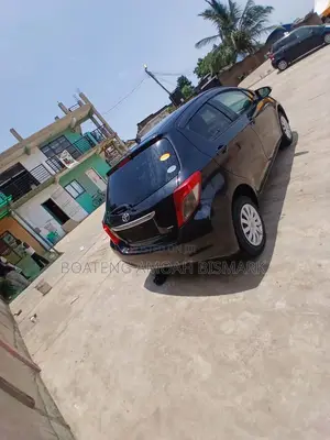 Toyota Vitz 2014 Black