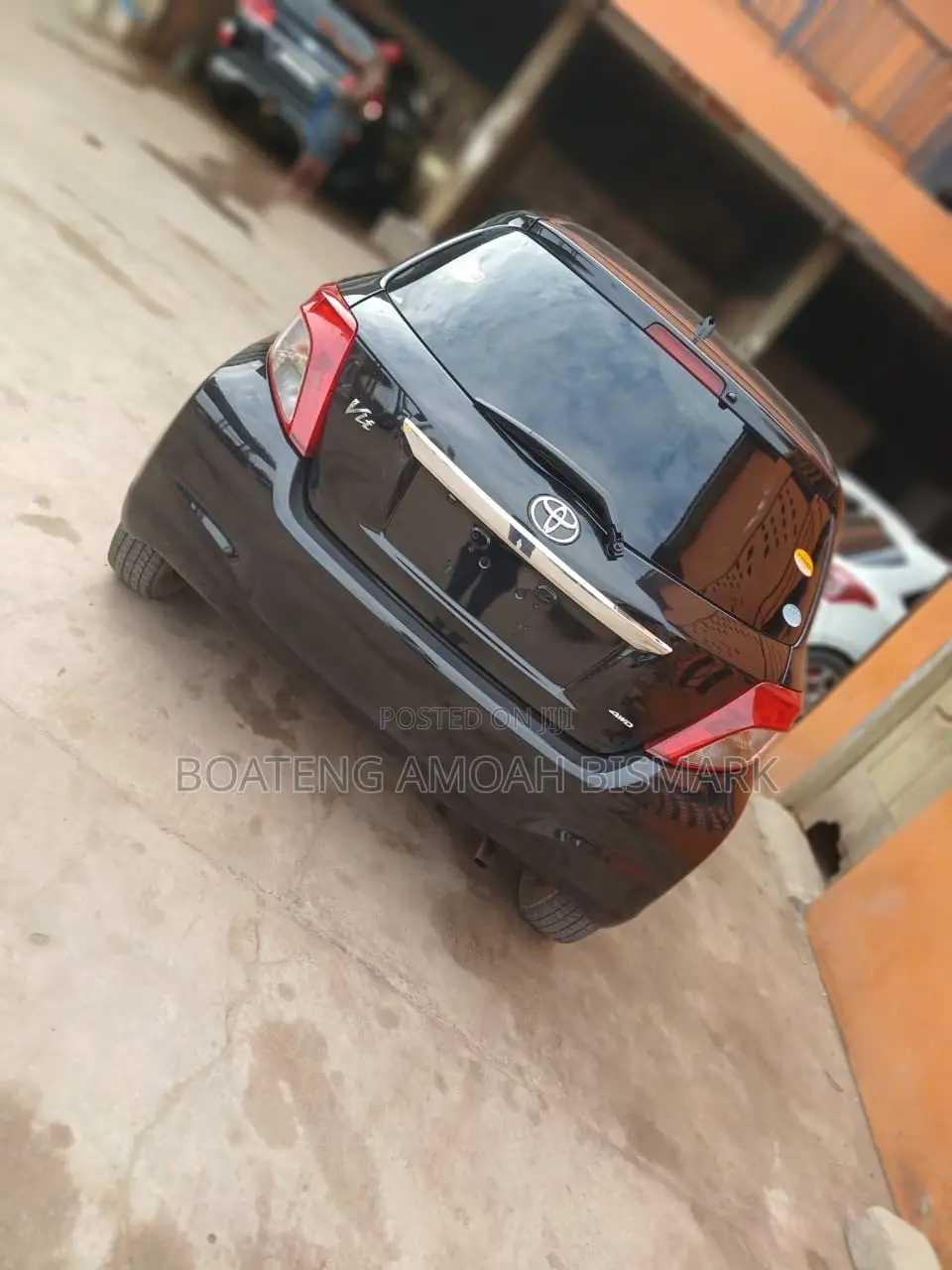 Toyota Vitz 2014 Black