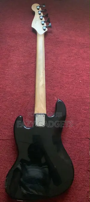 Squier Jazz Bass