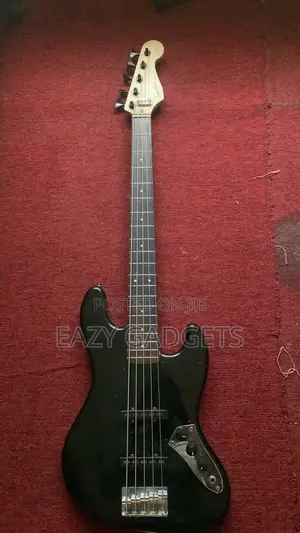 Squier Jazz Bass