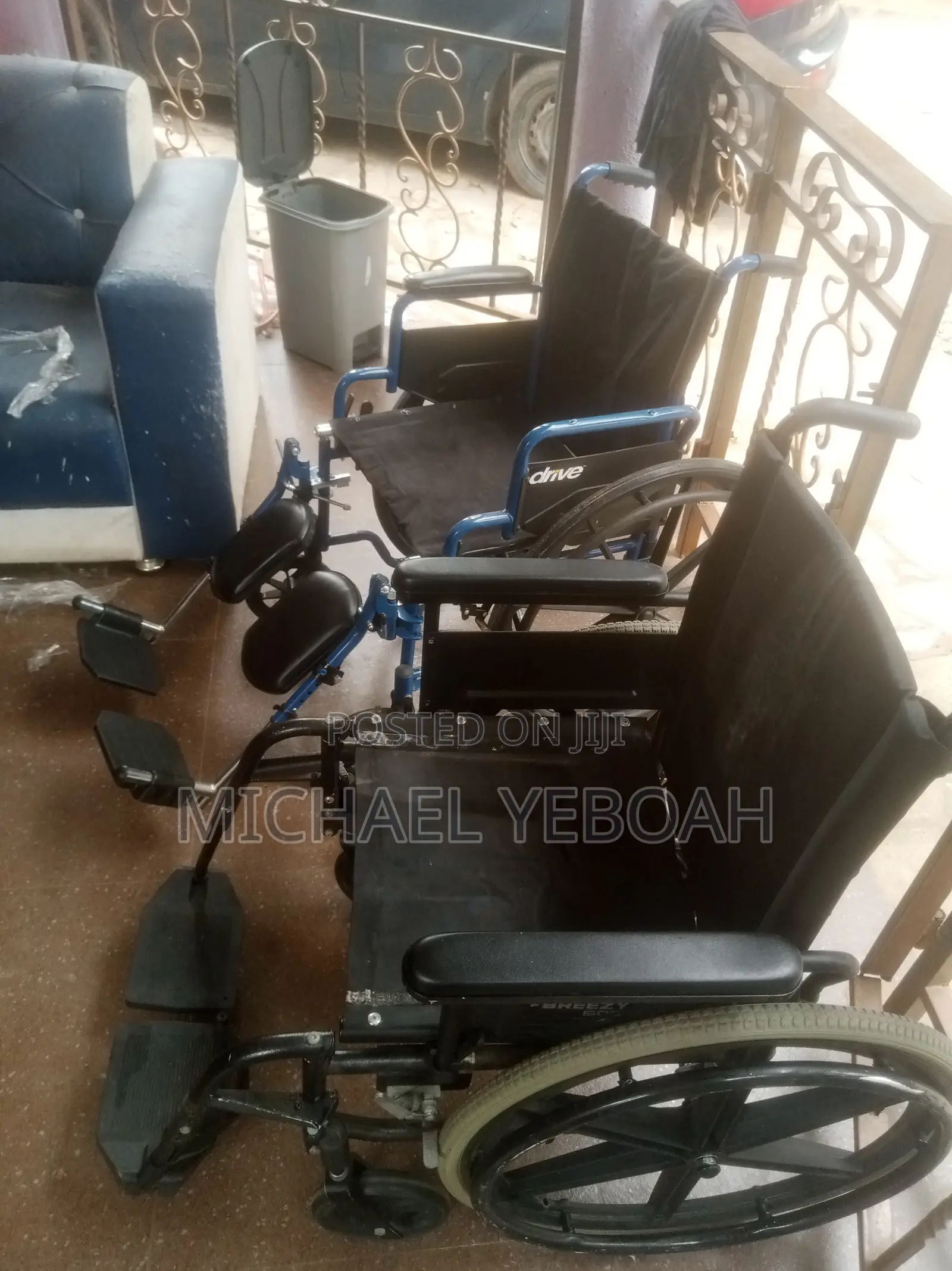 2 Wheel Chair