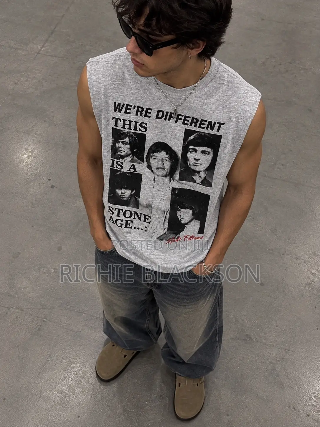 Graphic Armless T