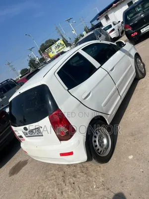 Kia Morning 2010 White