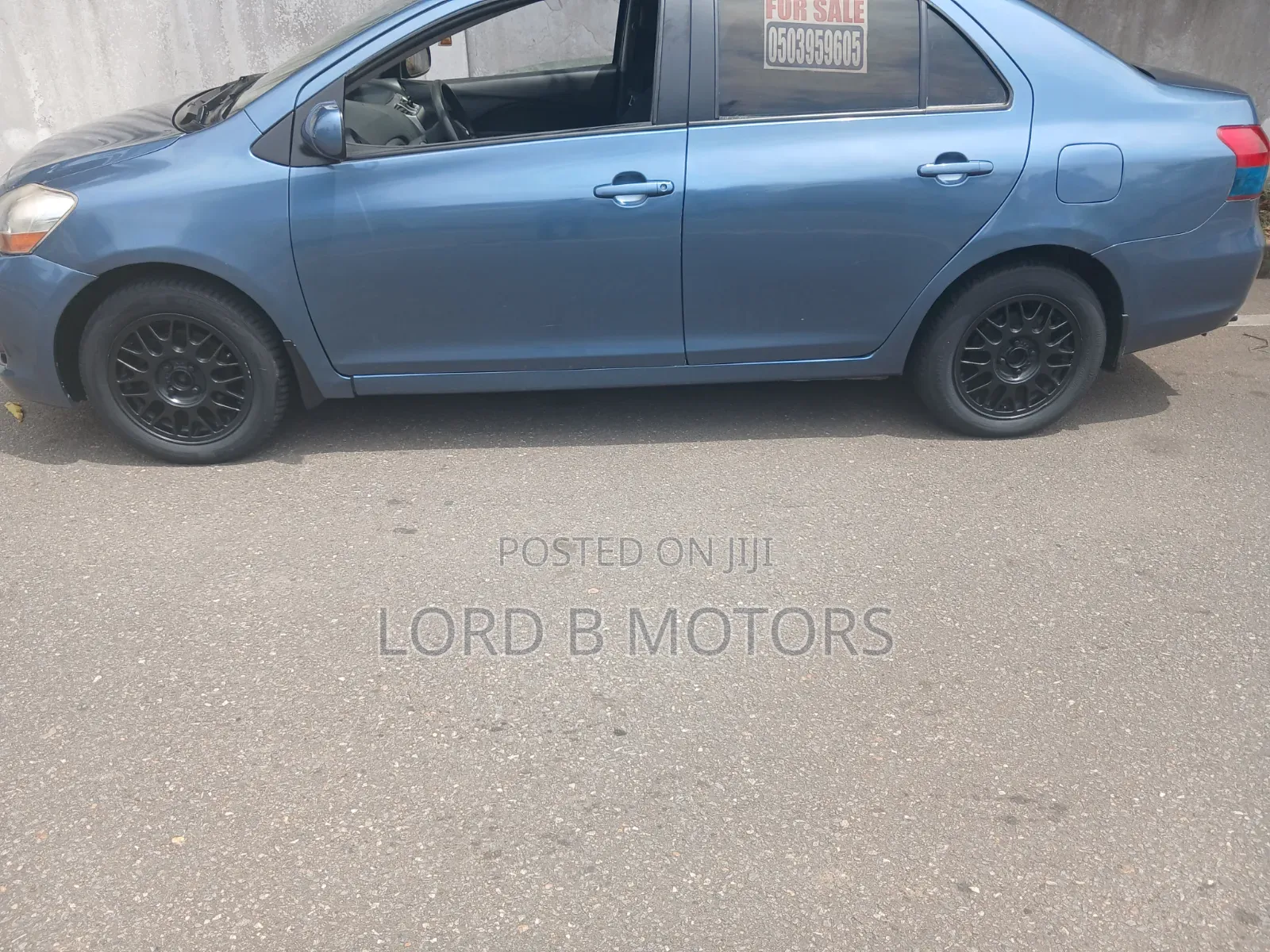 Toyota Yaris 2010 Blue