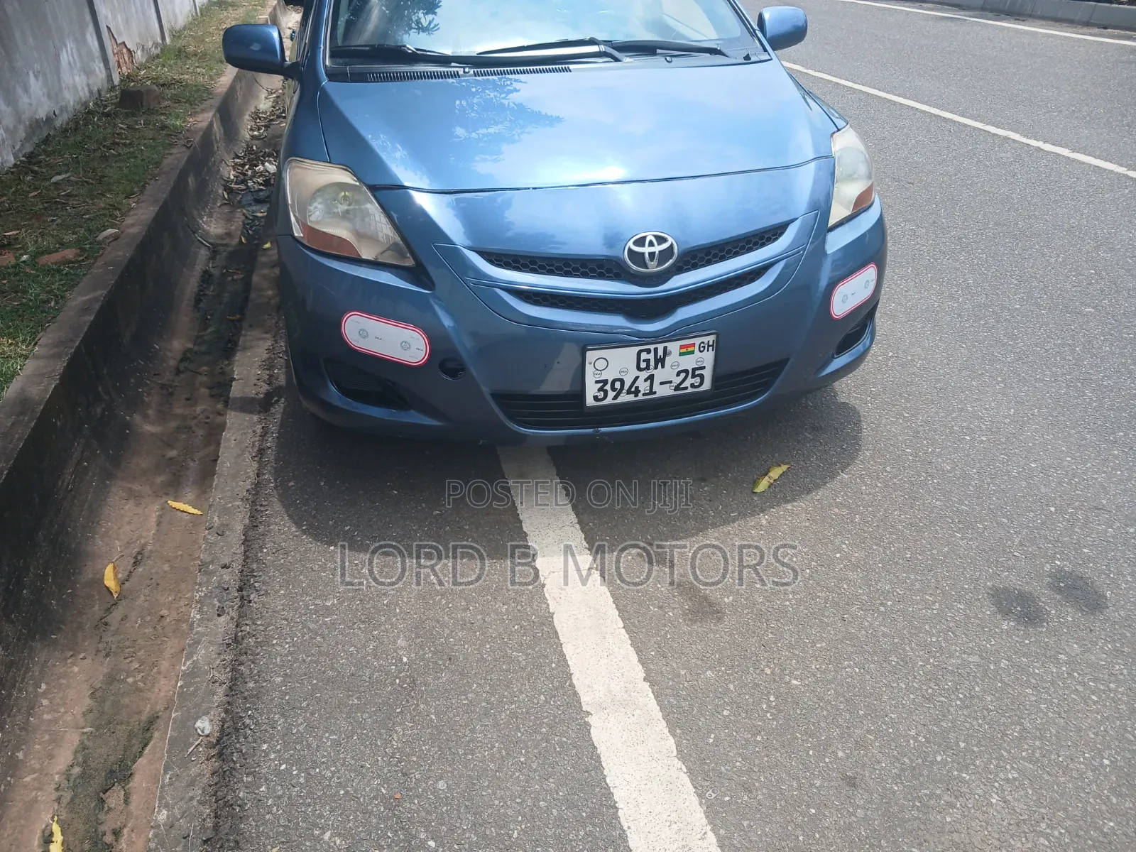 Toyota Yaris 2010 Blue
