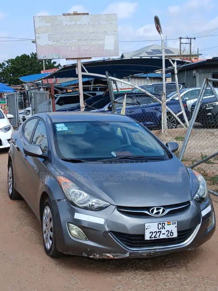 Hyundai Elantra 2014 Brown