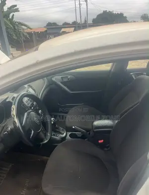 Kia Cerato 2011 White