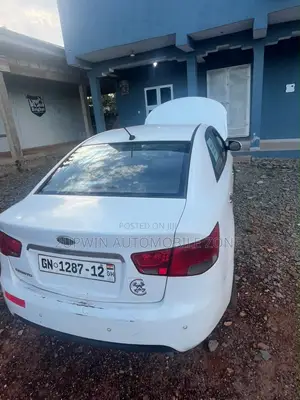 Kia Cerato 2011 White