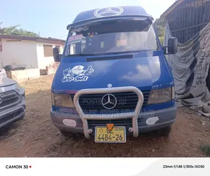 Mercedes-Benz Sprinter 2005 Blue