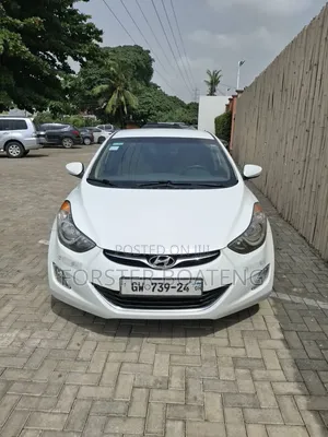 Hyundai Elantra 2013 White