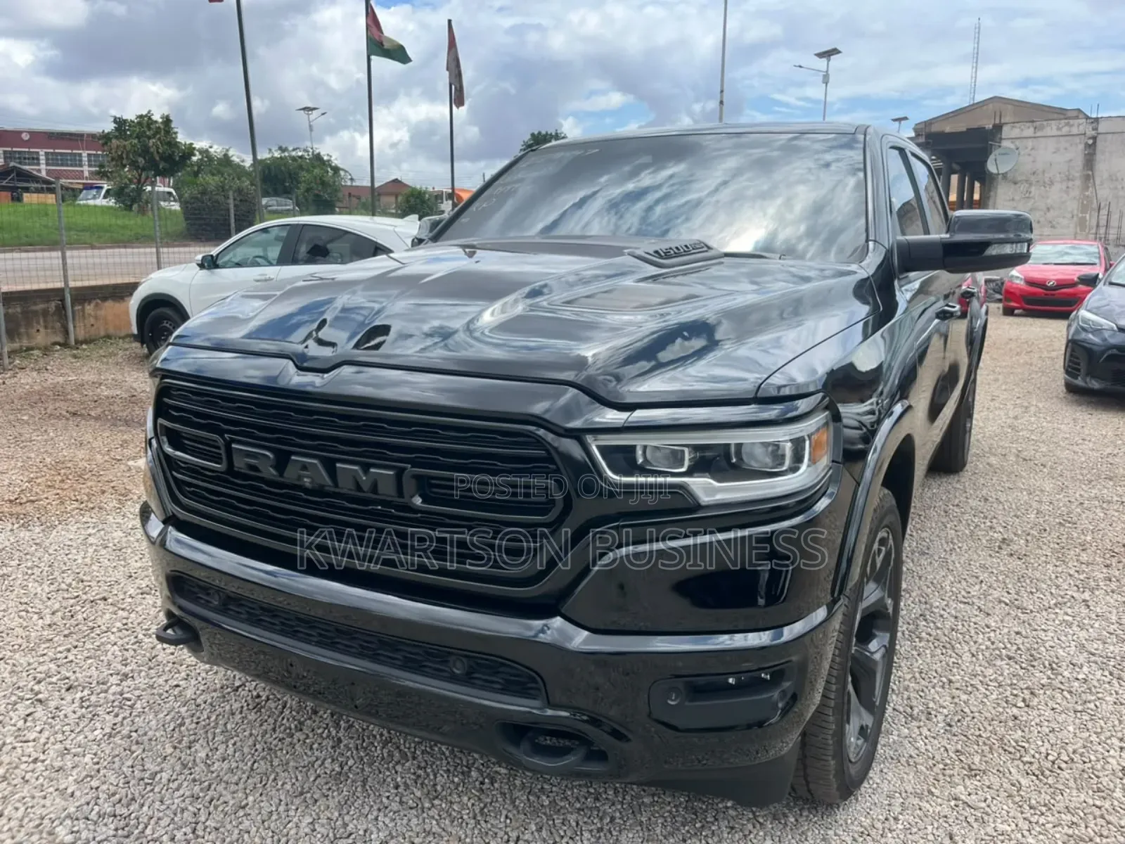 RAM 1500 2021 Black
