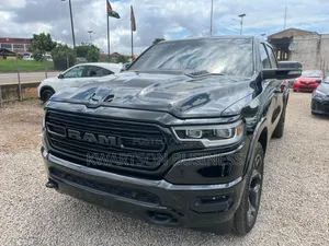 RAM 1500 2021 Black