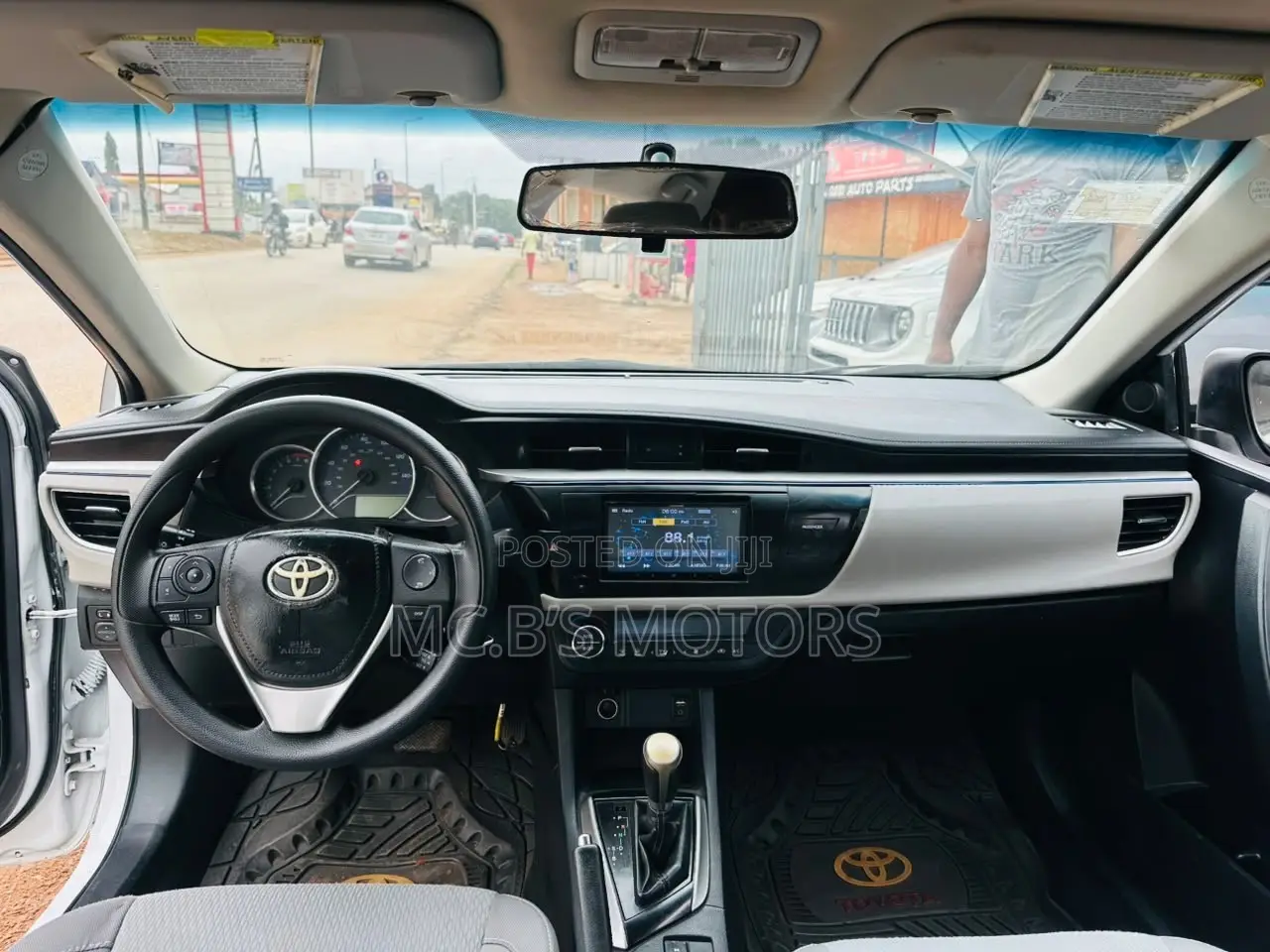 Toyota Corolla 2015 White