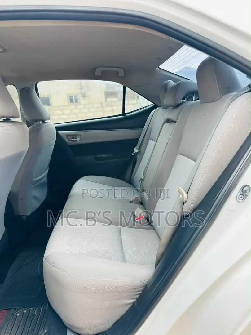 Toyota Corolla 2015 White