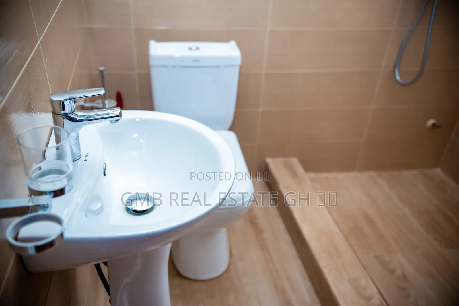 Furnished 3bdrm House in Ghana Flag for rent