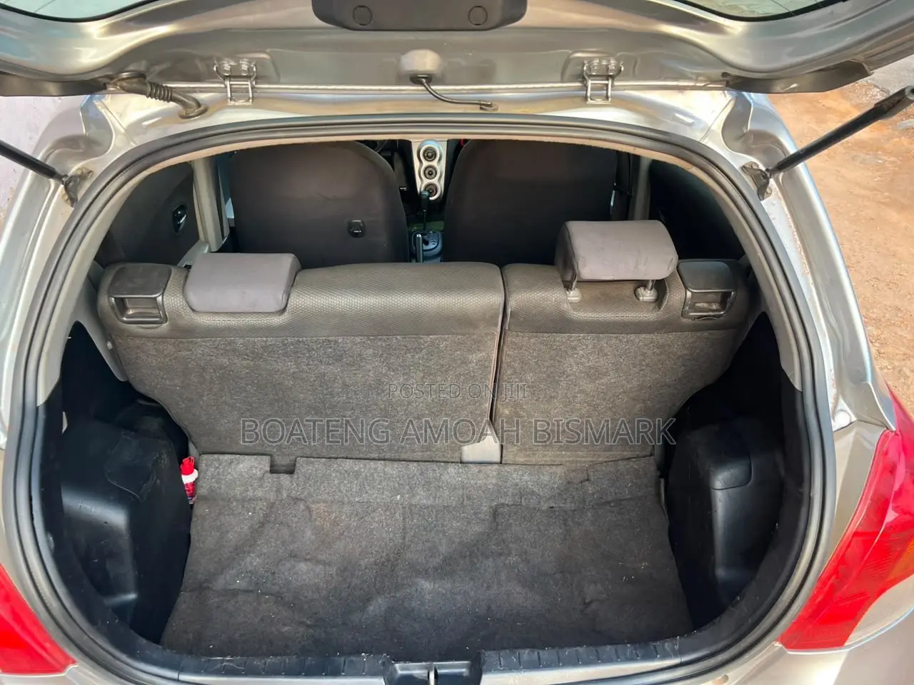 Toyota Vitz 2010 Gray