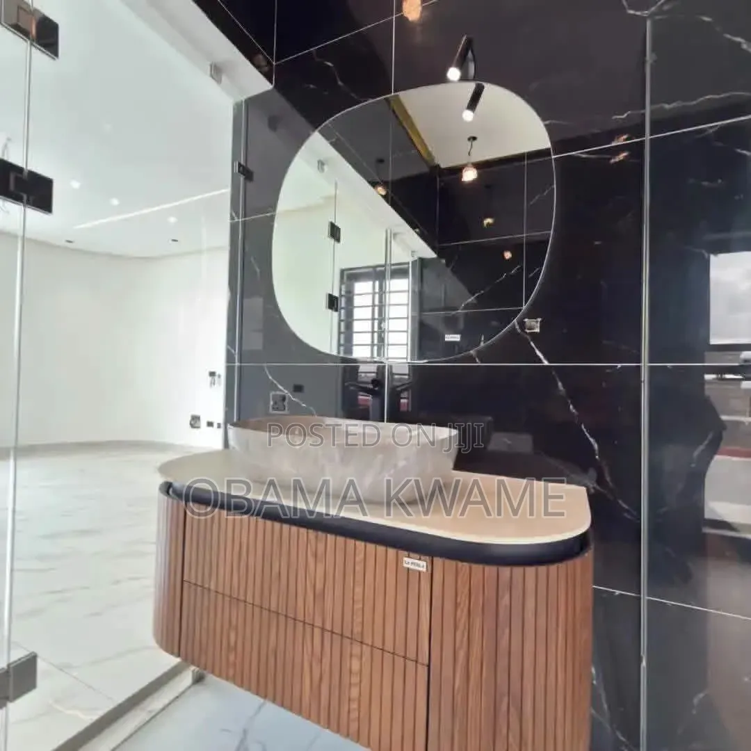 4bdrm House in Laryea Homes, Lake Side Estate for sale