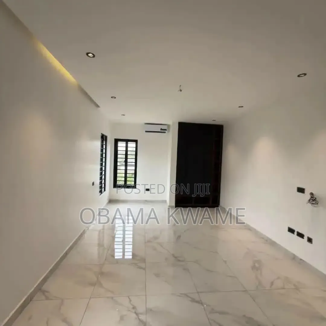 4bdrm House in Laryea Homes, Lake Side Estate for sale