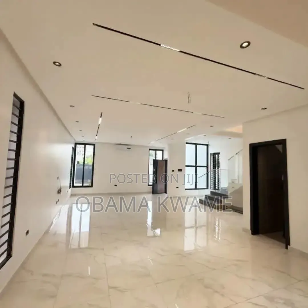 4bdrm House in Laryea Homes, Lake Side Estate for sale