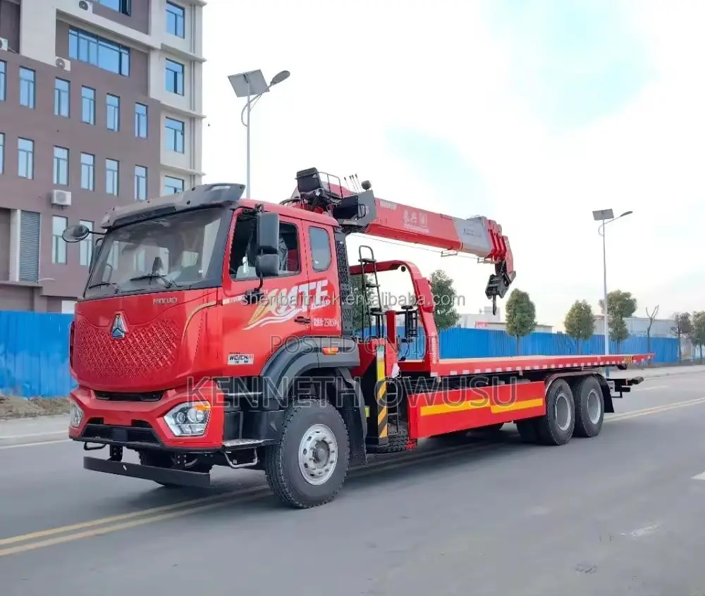 Customized Water Tanker, Garbage and Construction Trucks From China