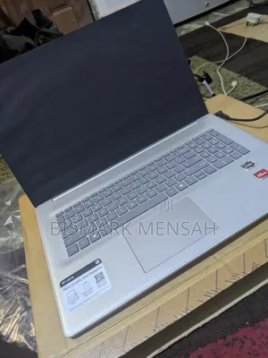 New Laptop HP 8GB AMD Ryzen 5 SSD 512GB