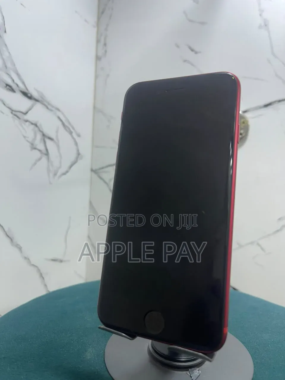 Apple iPhone SE 64 GB Red