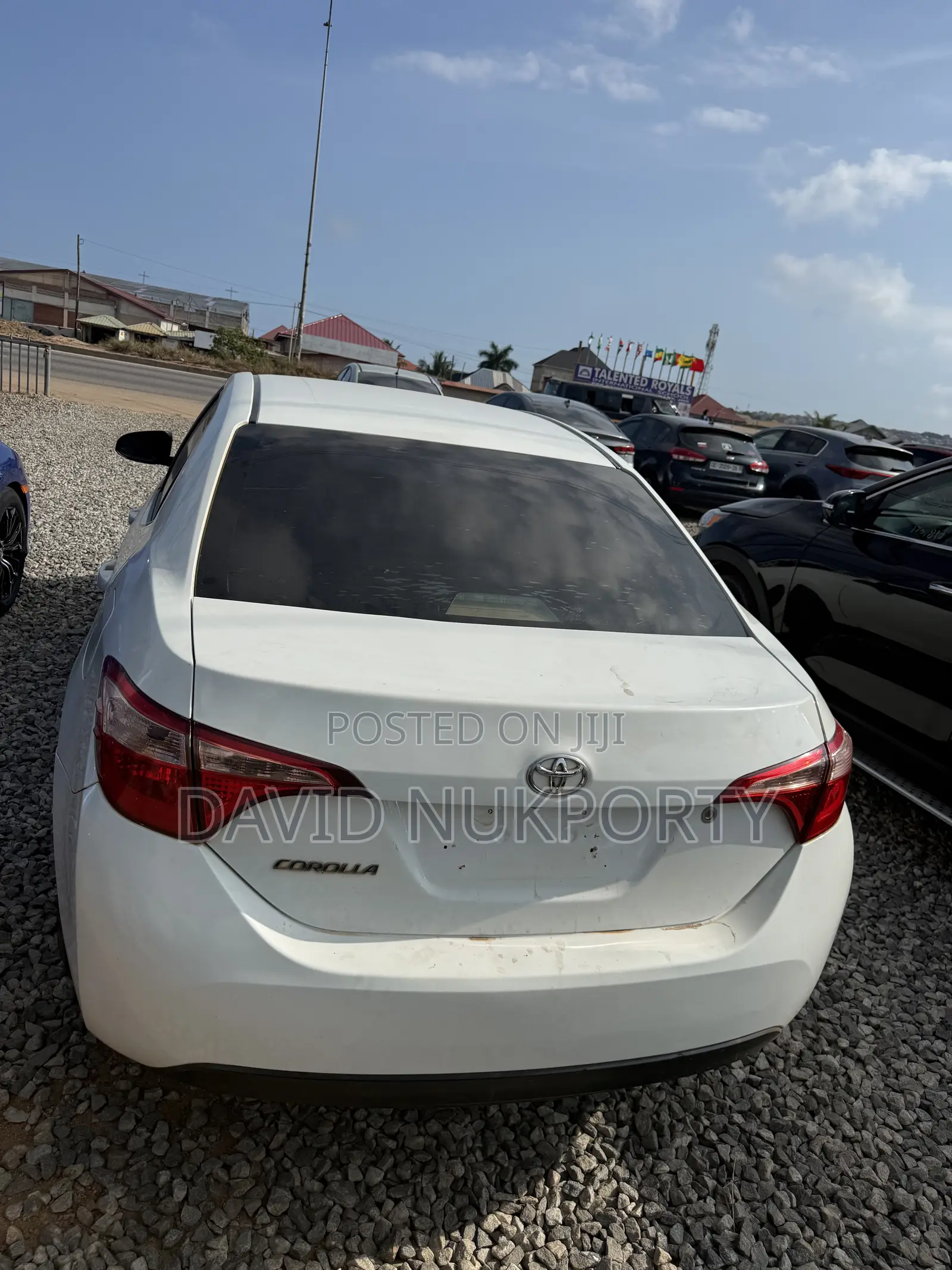 Toyota Corolla 2019 White