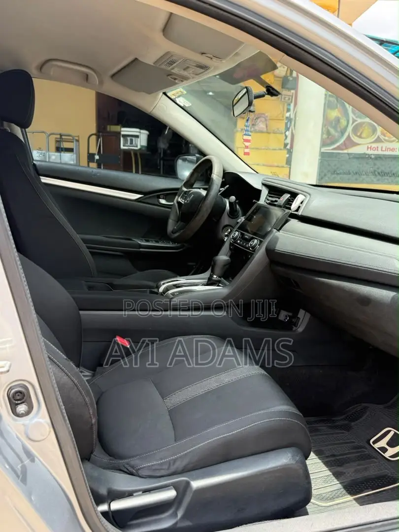 Honda Civic EX 4dr Sedan (2.0L 4cyl) 2017 Silver
