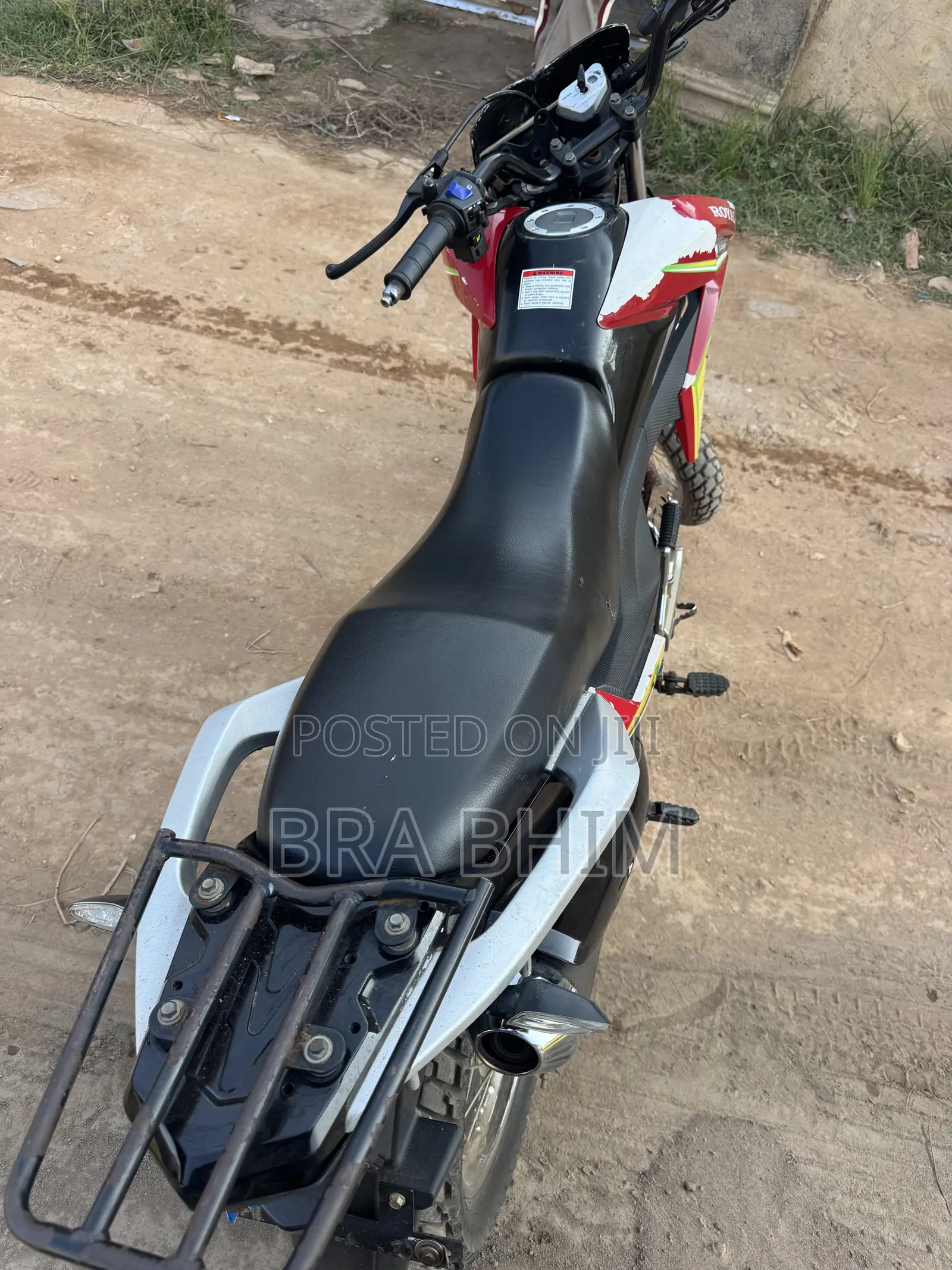 Royal Racer 2025 Black
