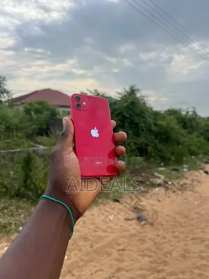 Apple iPhone 11 128 GB Red