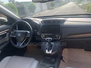 Honda CR-V Touring AWD 2018 Silver