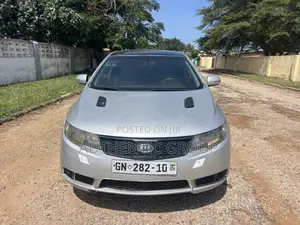 Kia Cerato 2010 Silver