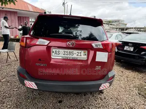 Toyota RAV4 2015 Red