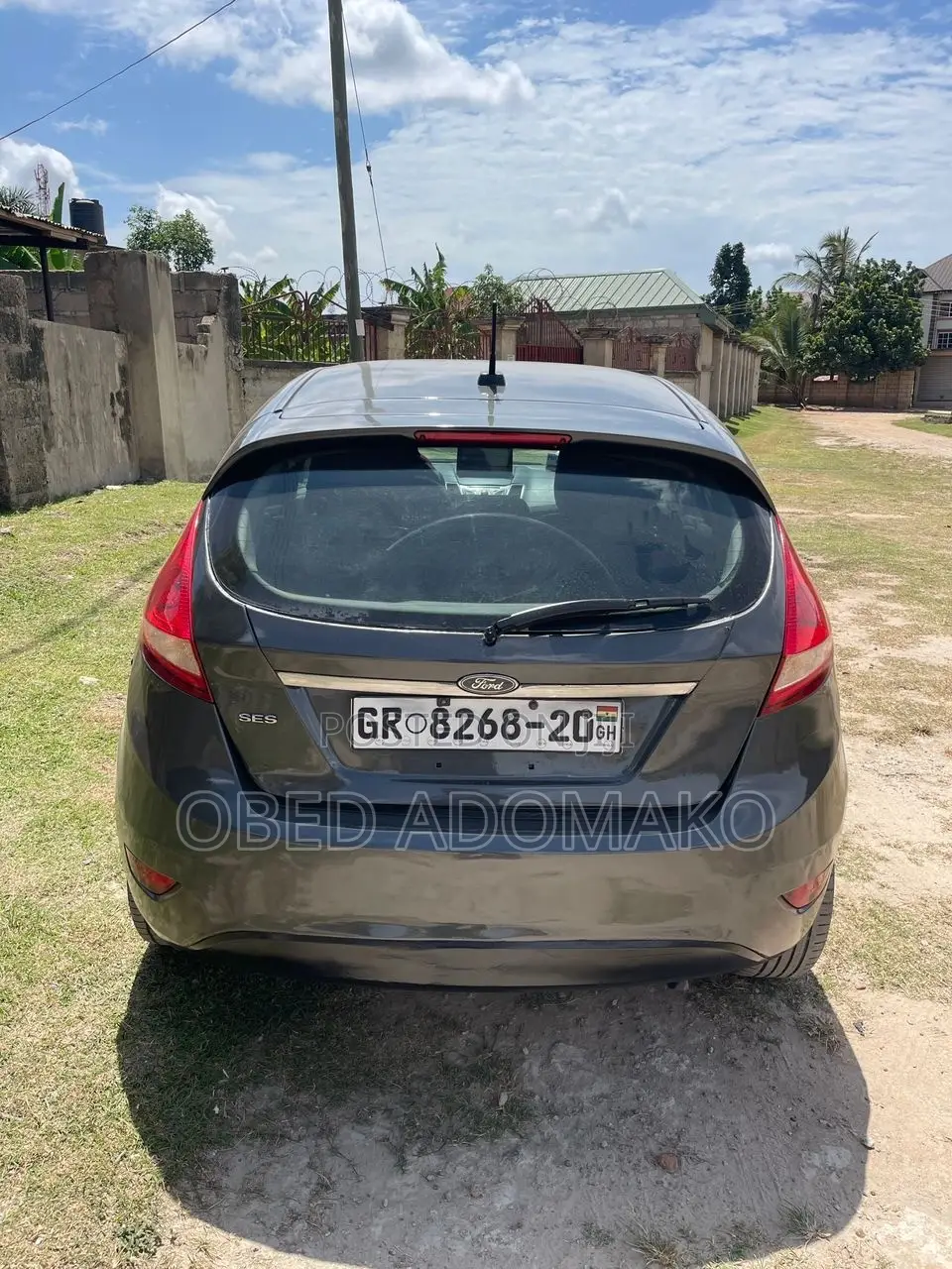 Ford Fiesta SE Hatchback 2011 Gray