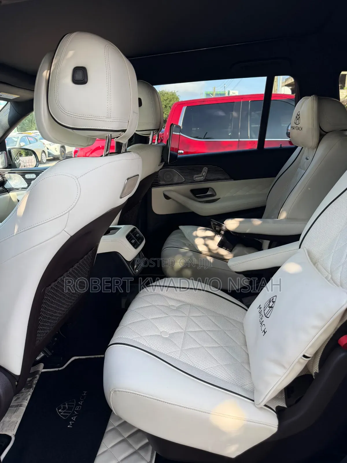 Mercedes-Benz Maybach GLS GLS 600 AWD 2023 Gold