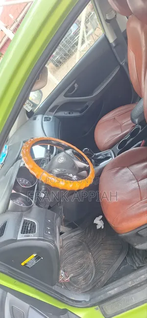 Hyundai Elantra 2015 Green