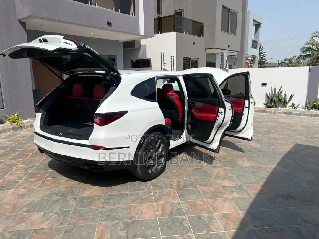 Acura MDX w/A-Spec Package 2024 White