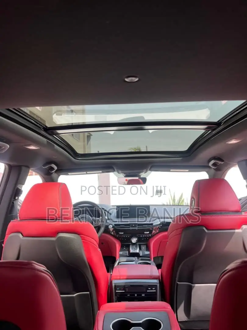 Acura MDX w/A-Spec Package 2024 White