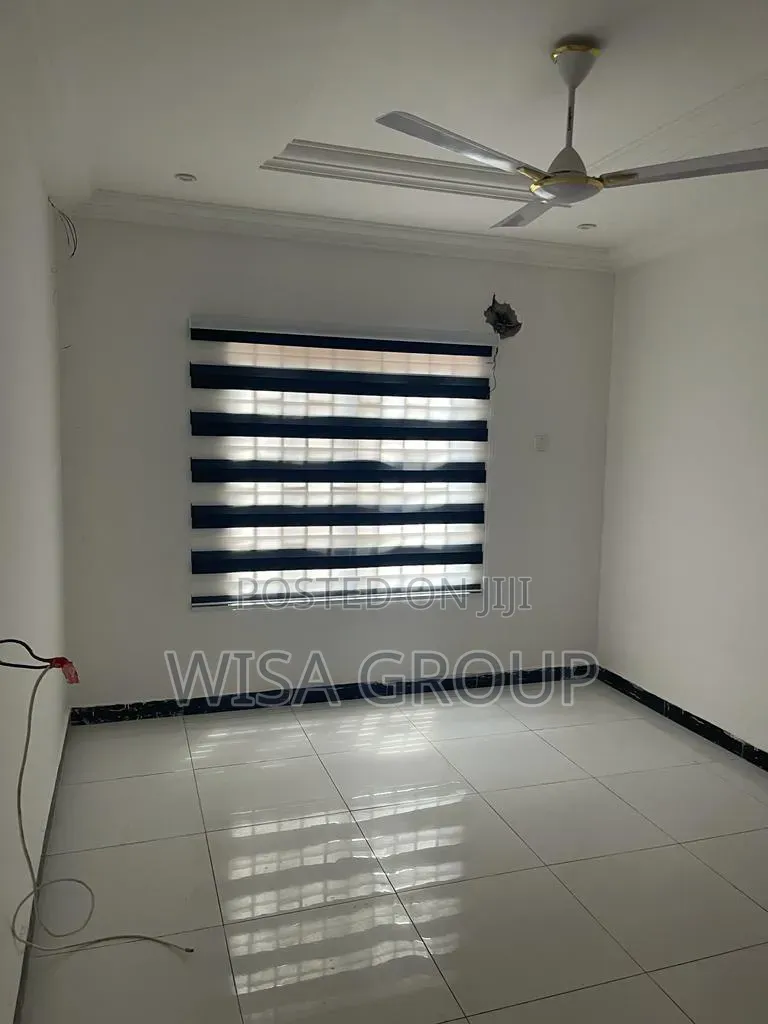 4bdrm Duplex in Wisa Group, Accra Metropolitan for rent