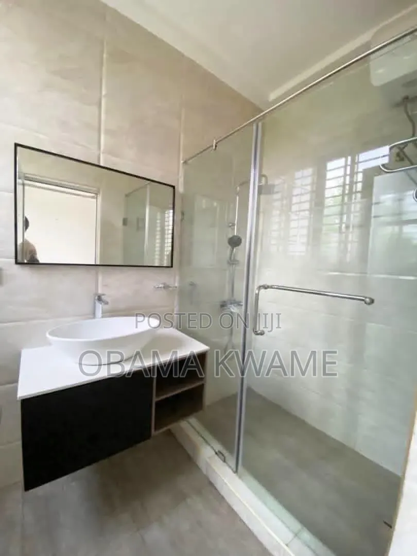 4bdrm House in Laryea Homes, Amrahia for sale