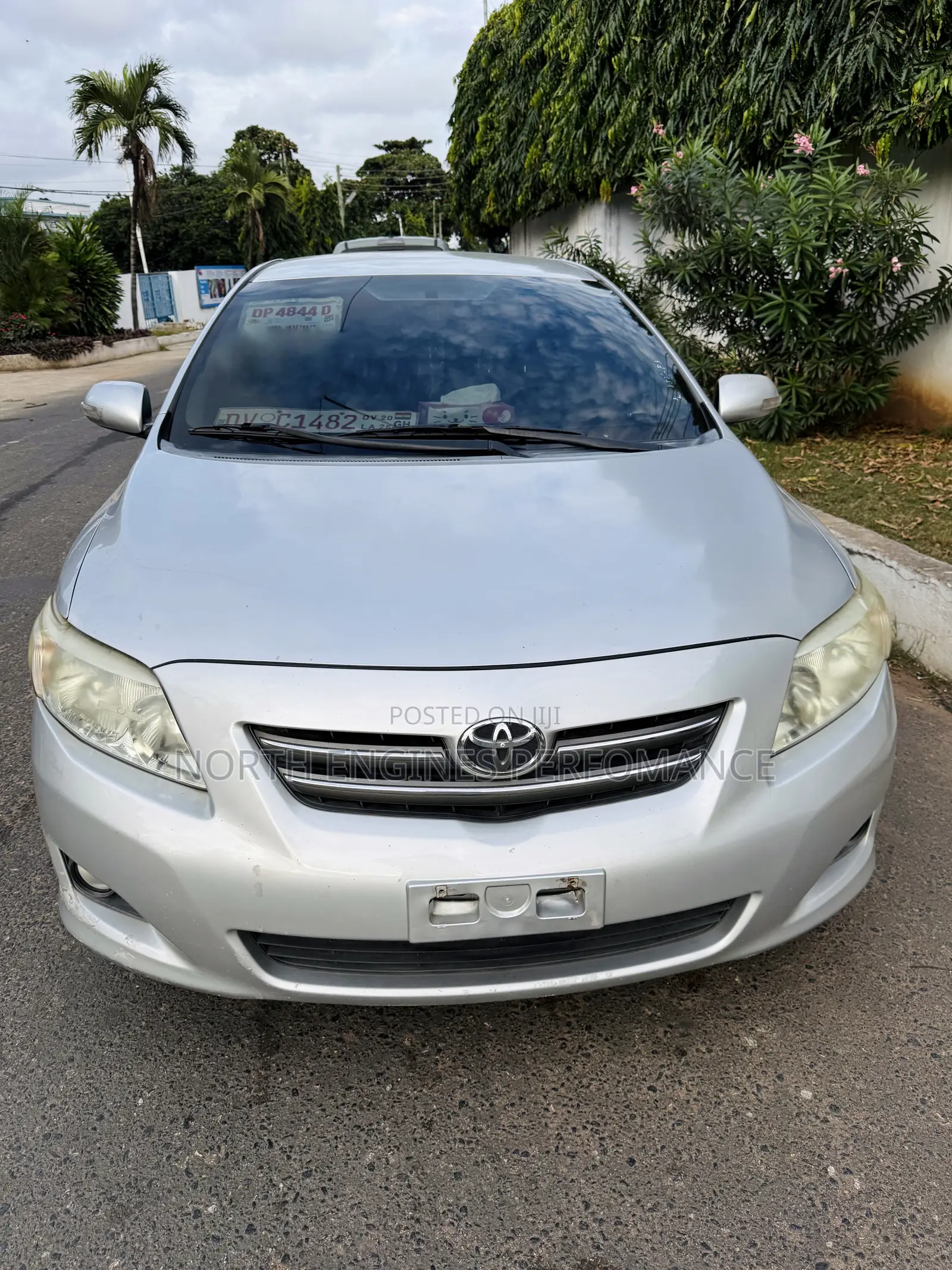 Toyota Corolla 2010 Silver
