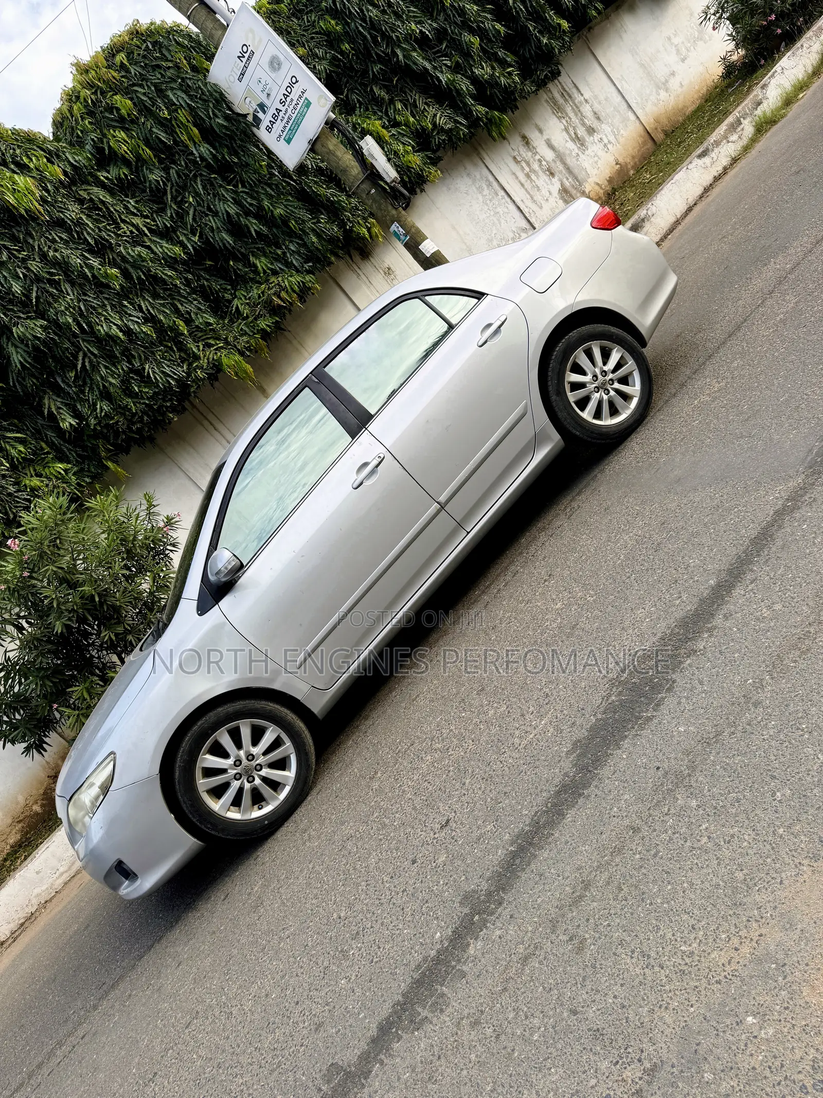 Toyota Corolla 2010 Silver