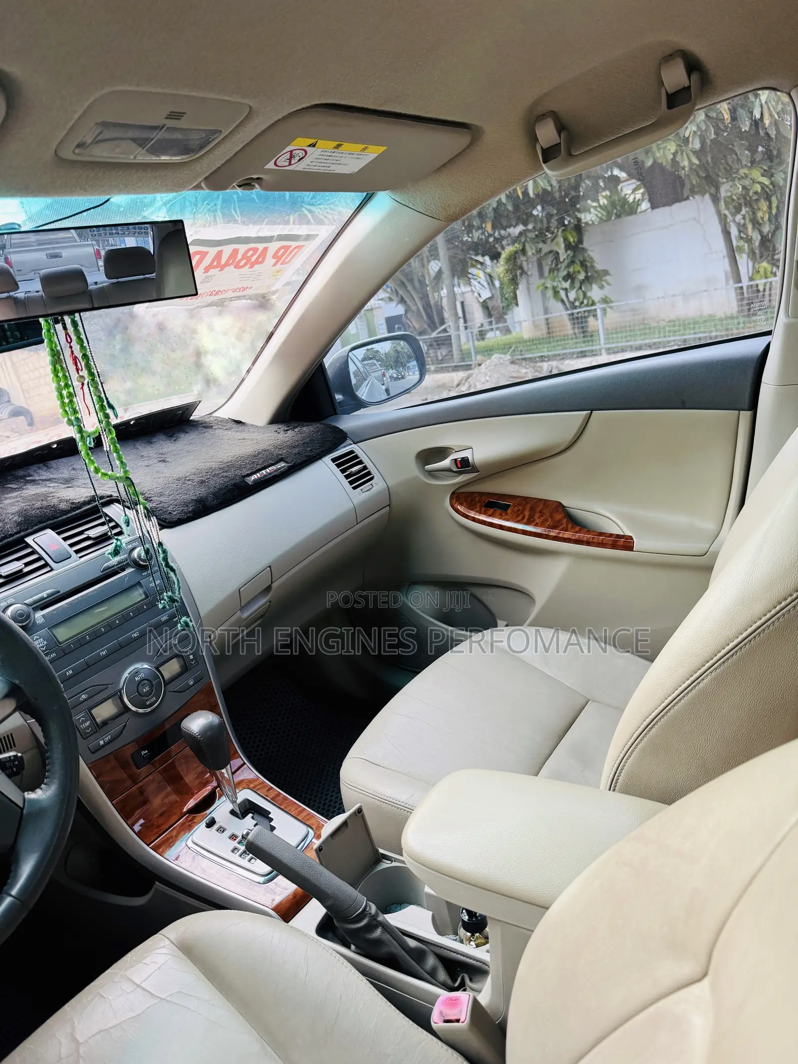 Toyota Corolla 2010 Silver