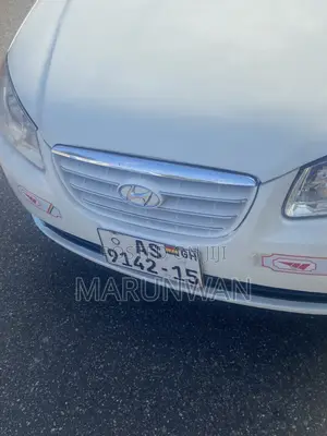Hyundai Elantra 2008 White