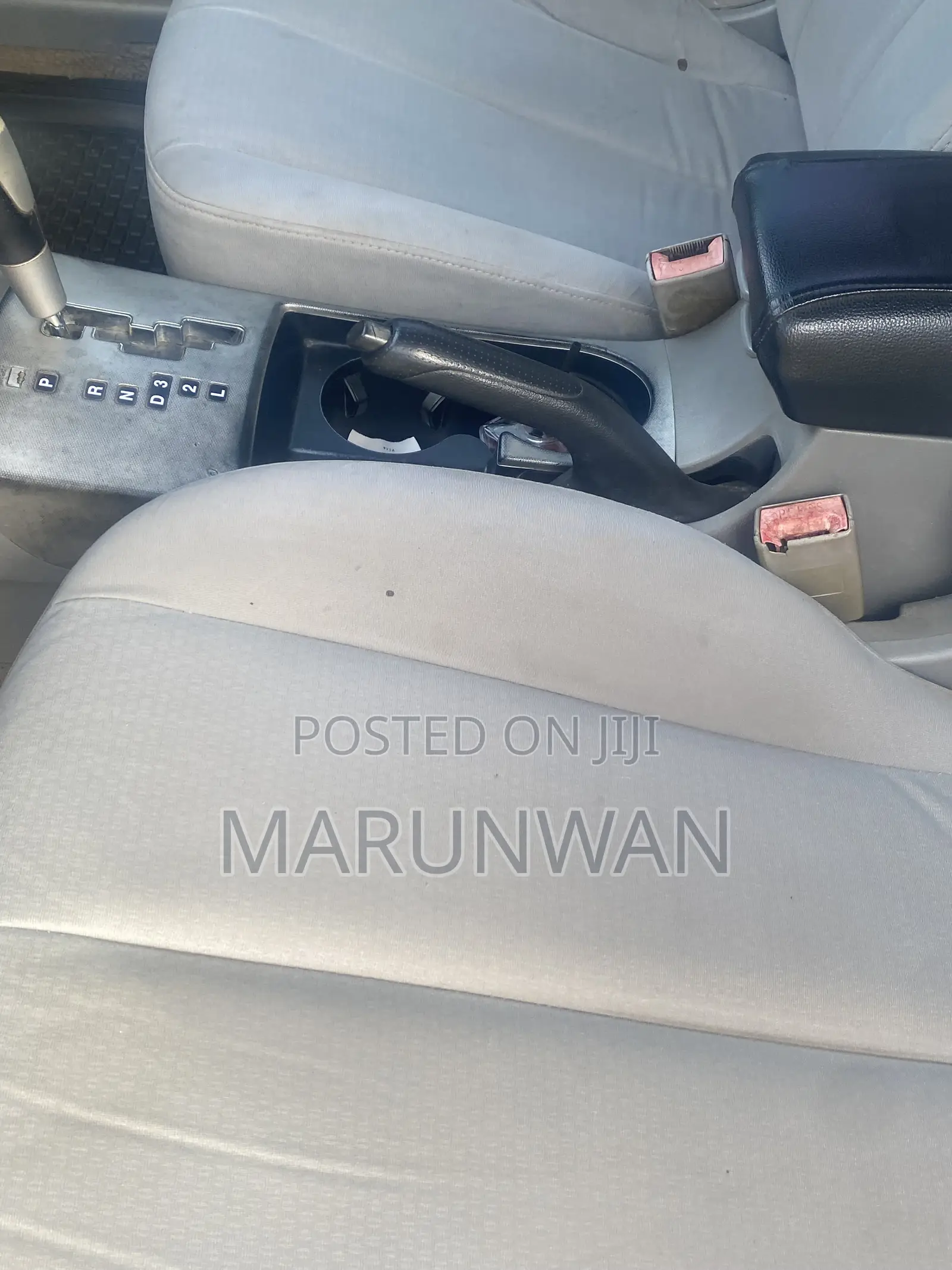 Hyundai Elantra 2008 White