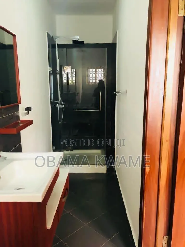4bdrm House in Laryea Homes, Airport Residential Area for rent