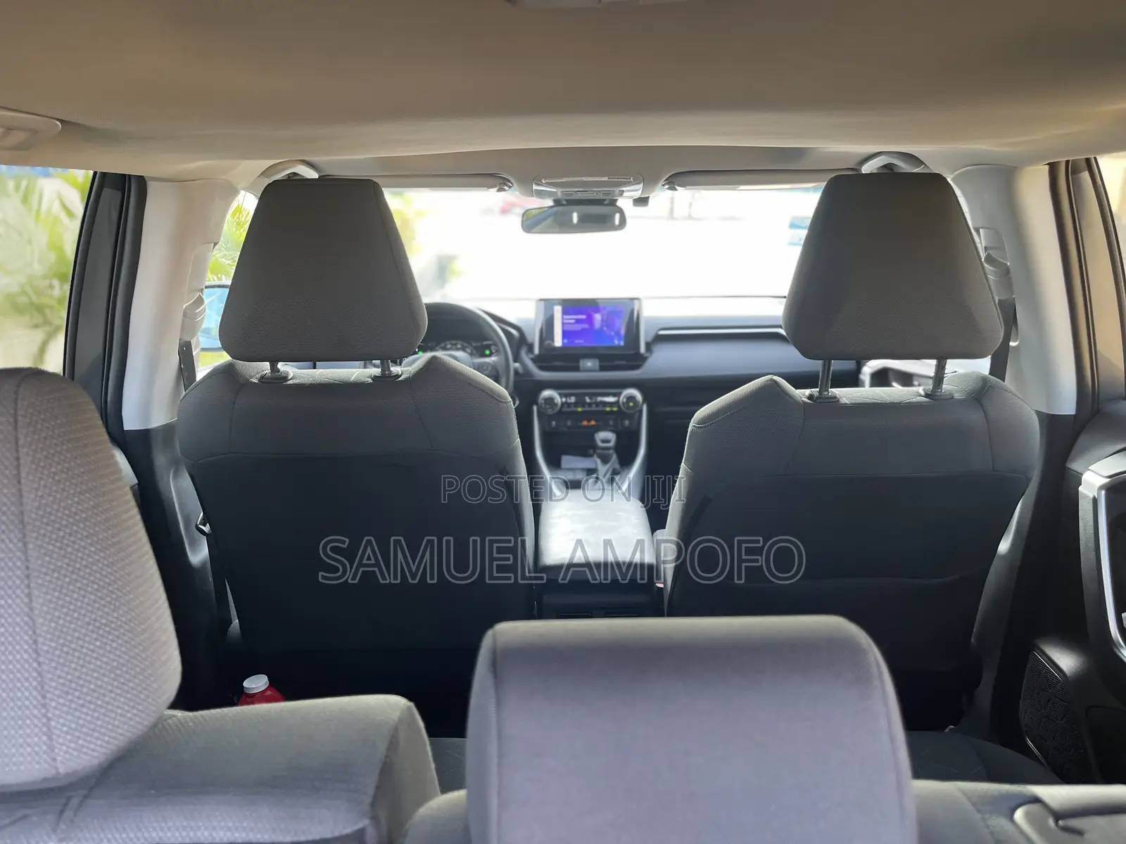 Toyota RAV4 XLE AWD 2023 Gray