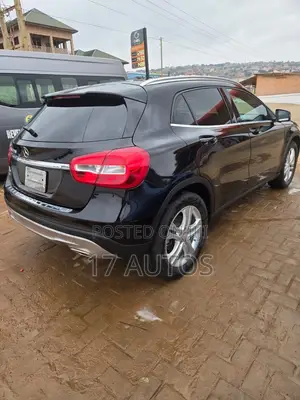 Mercedes-Benz GLA 250 2017 Black